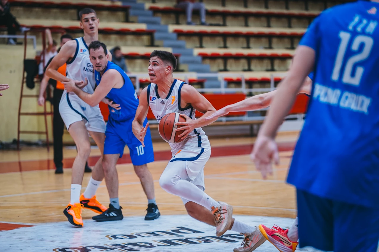 HKK Mostar "skinuo" dosad neporaženi Ljubuški