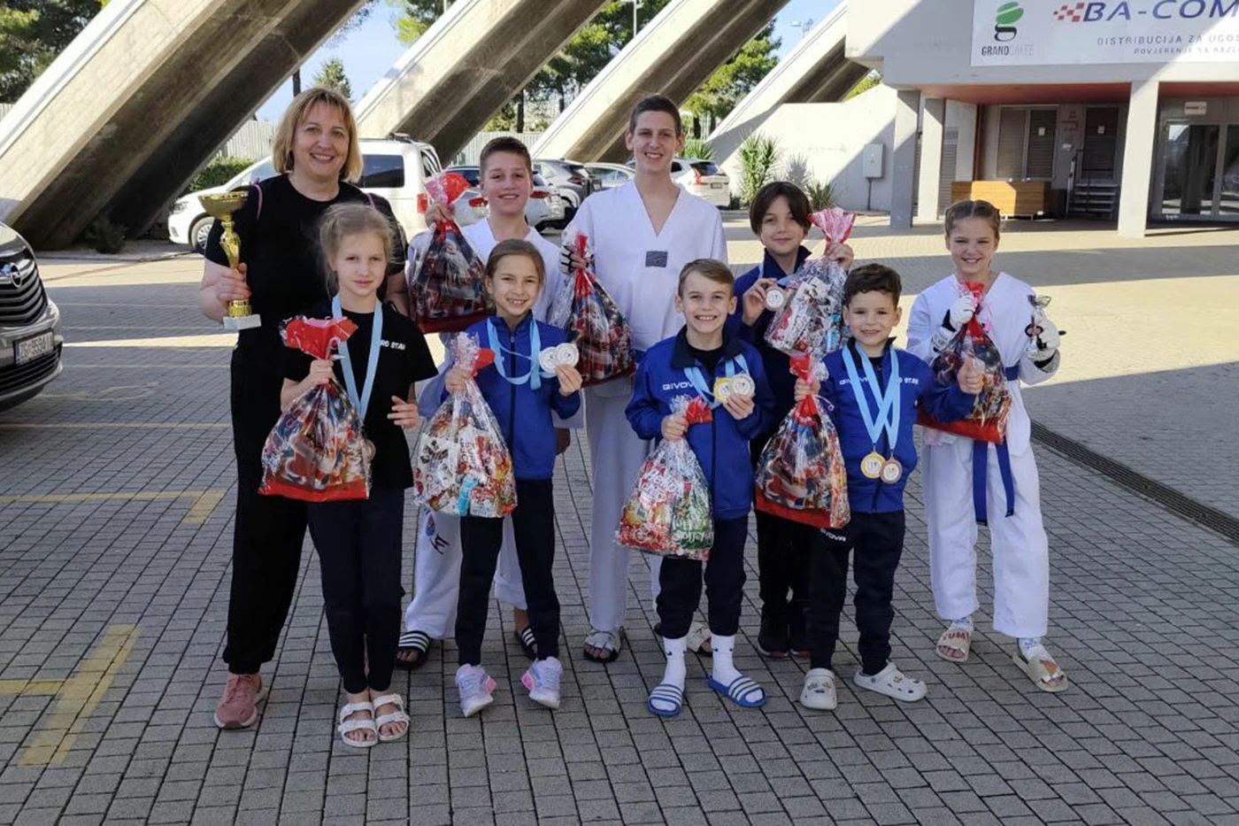 Zvjezdani vikend u Zadru: Cro Star pomeo konkurenciju, nagradio ih i Sveti Nikola