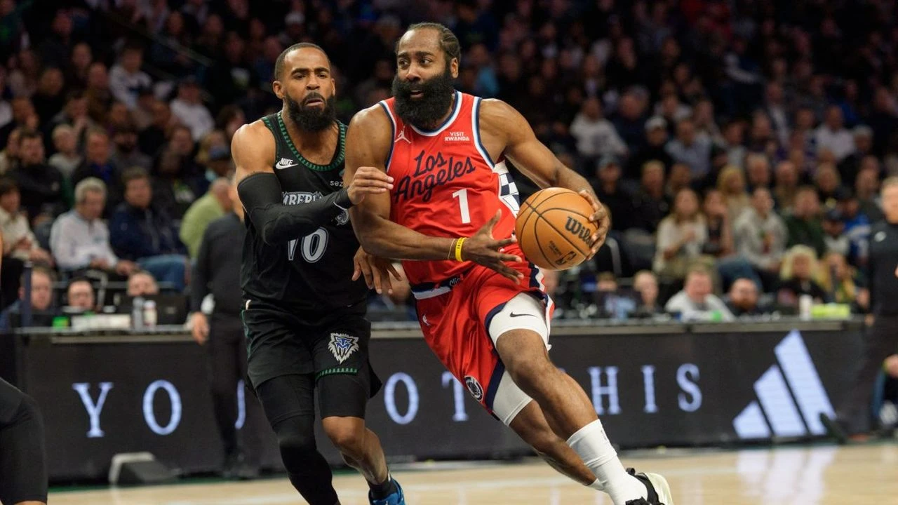 Harden u društvu najboljih deset, Zubac upisao još jedan double-double