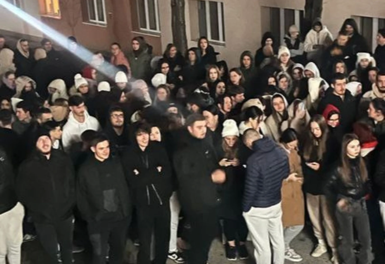 Prosvjed studenata u Sarajevu: Nemamo grijanja i tople vode