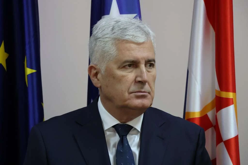 Čović u Zagrebu predstavio zbornik 'Hrvati u daytonskoj BiH - stanje i budućnost'