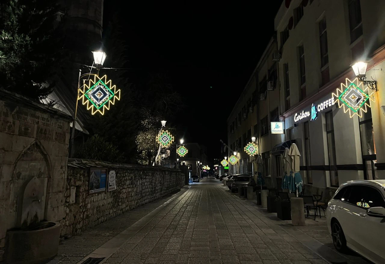 Dekoriranje Fejićeve ulice