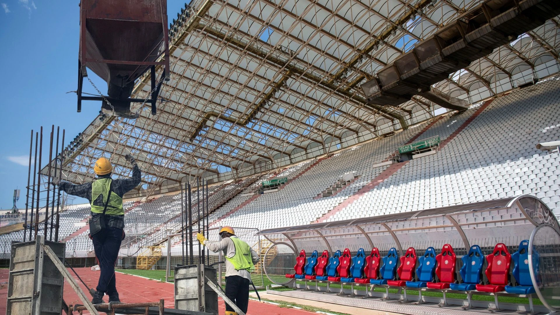 Stadioni koje bi trebalo porušiti: San Siro, Old Trafford i Poljud!
