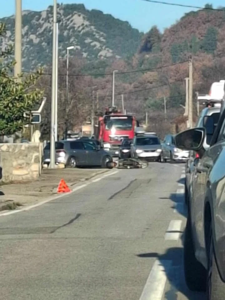 Jedna osoba ozlijeđena u prometnoj nesreći kod Ljubuškog