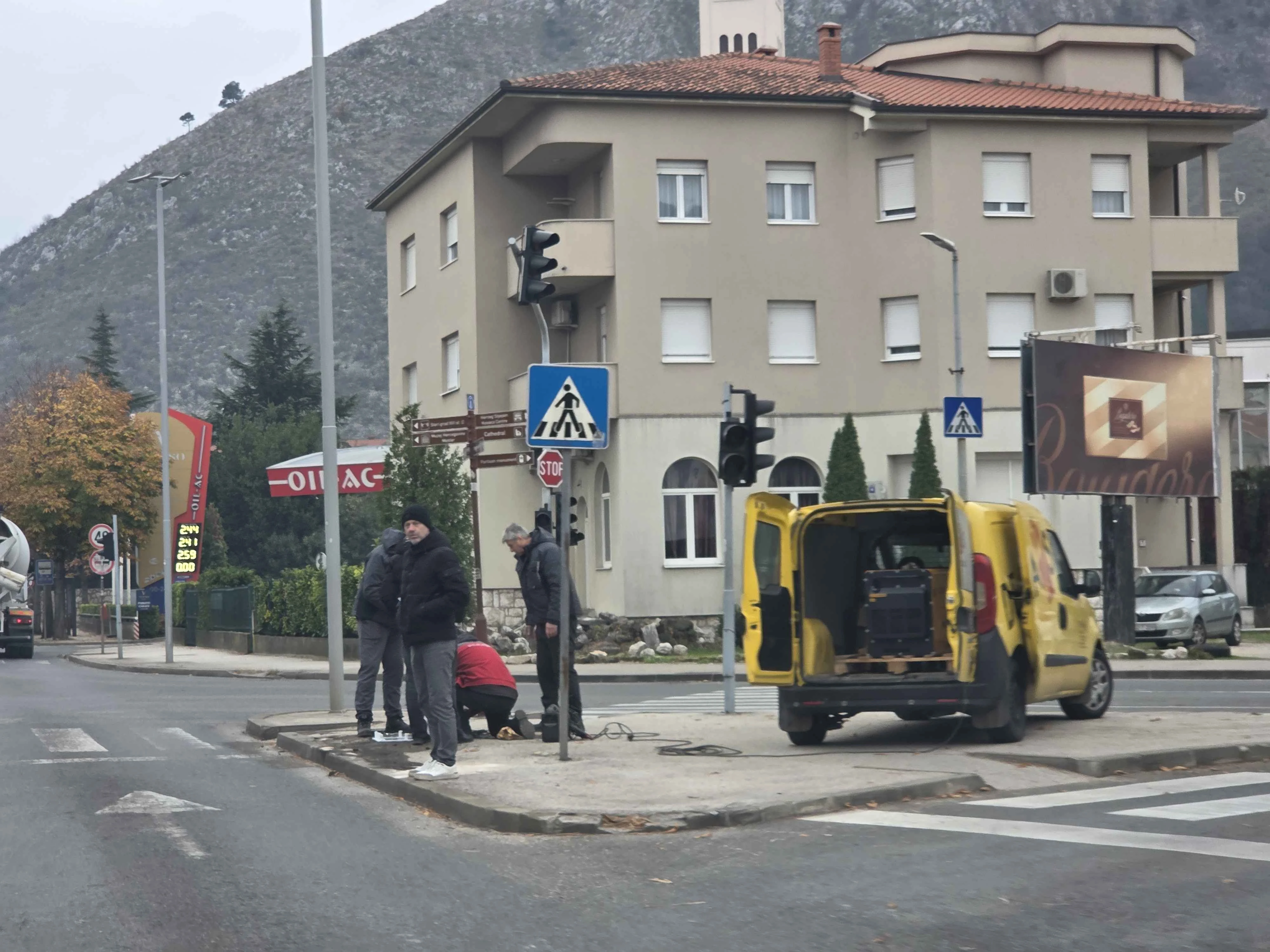 Počeli radovi na raskrižju kod Doma zdravlja: Semafori u kvaru već 19 dana