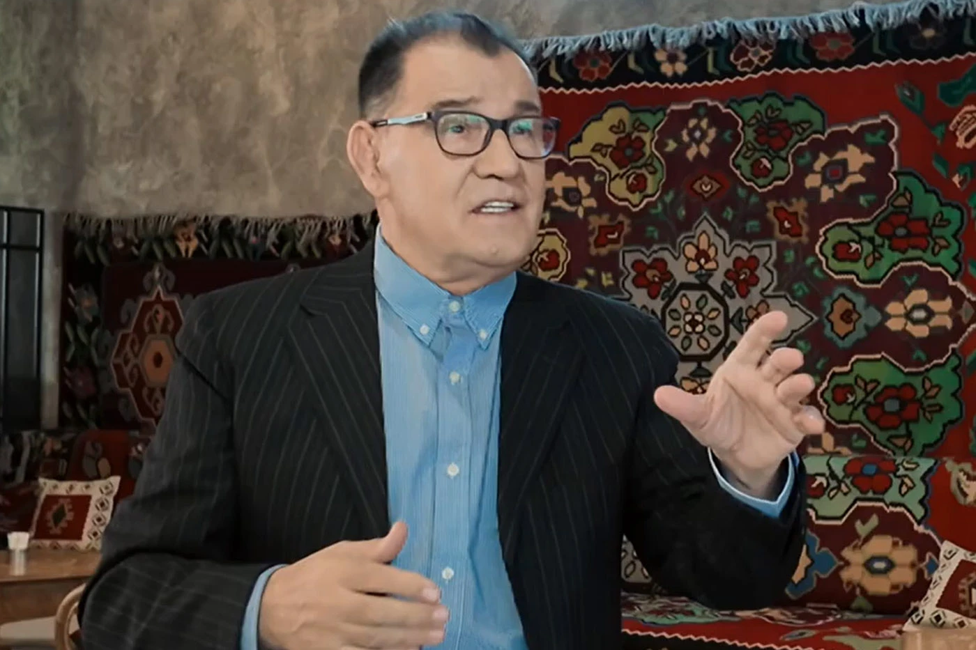 VIDEO: Nazif Gljiva na put spremio moderni karanfil