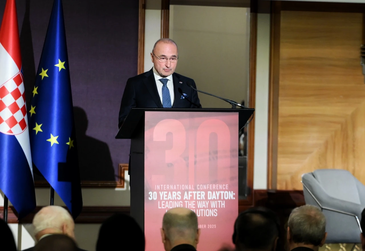 Grlić Radman: Svi se trebamo zabrinuti zbog narativa u susjedstvu