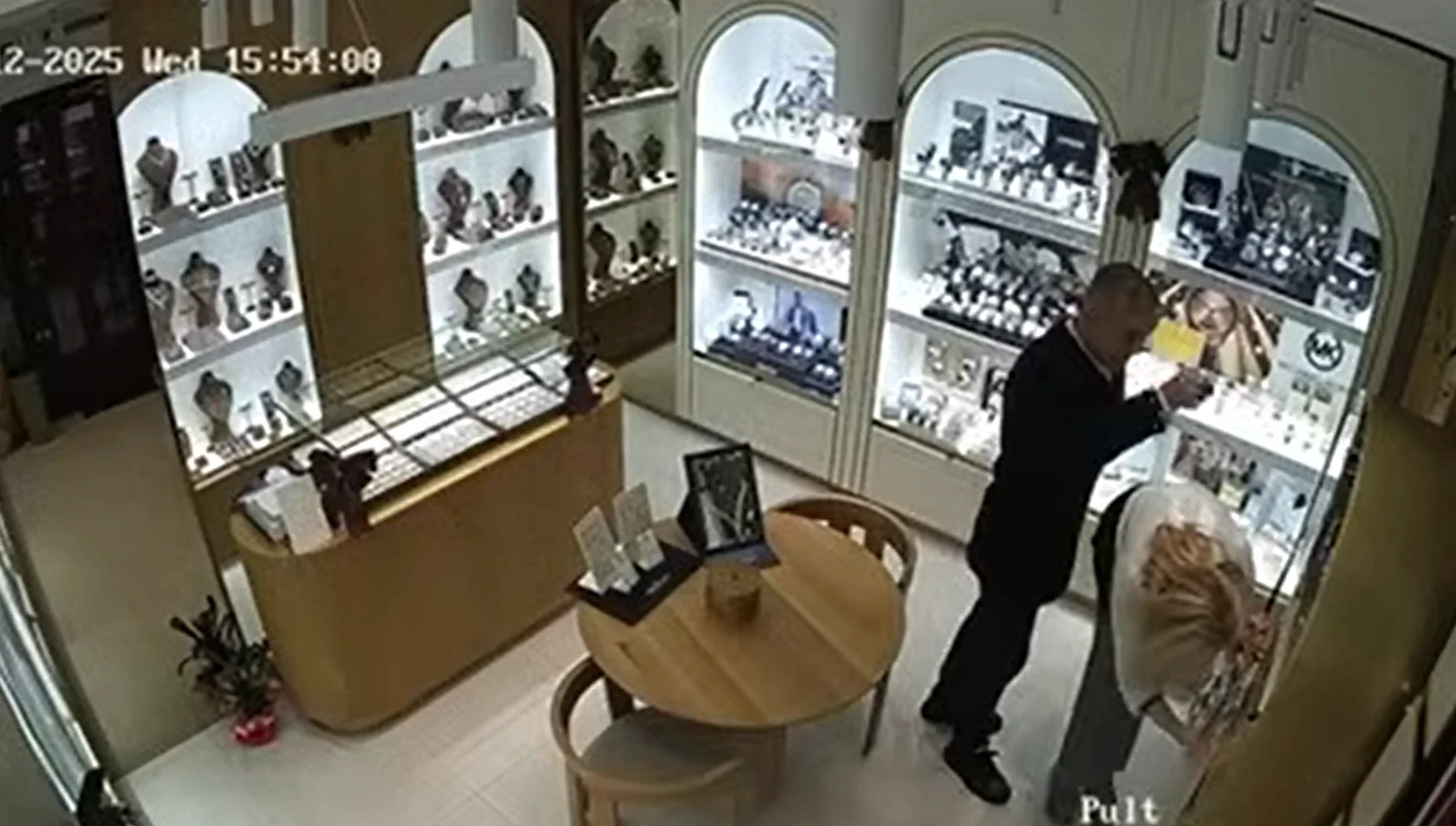 VIDEO | Uhićen muškarac zbog krađe nakita iz zlatare na Baščaršiji