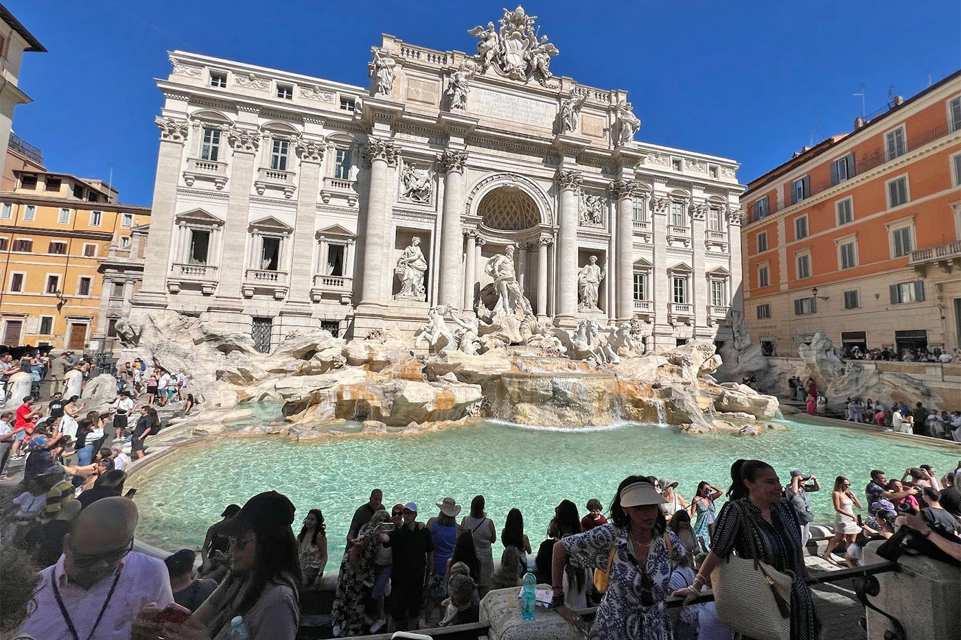 Rim uvodi naplatu pristupa Fontani di Trevi: Turisti od 2026. plaćaju selfie ispred slavne fontane