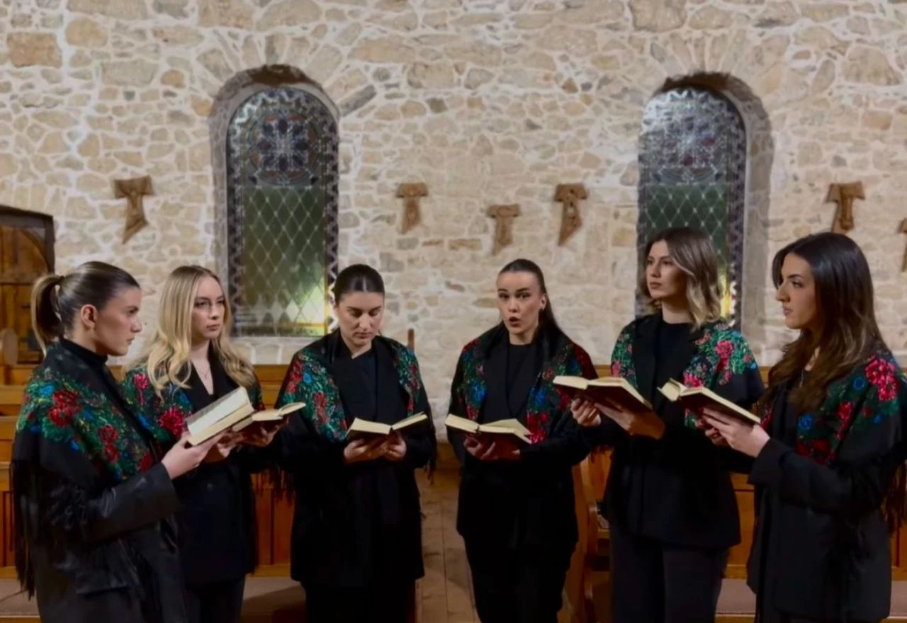 Mostarska etno skupina Didak oživjela božićni hit "U sve vrijeme godišta"