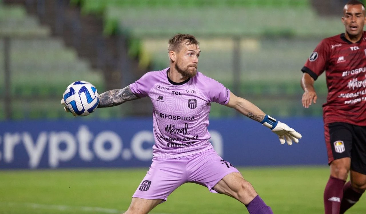 Francuski golman u Albaniji primio dva gola pa napustio teren