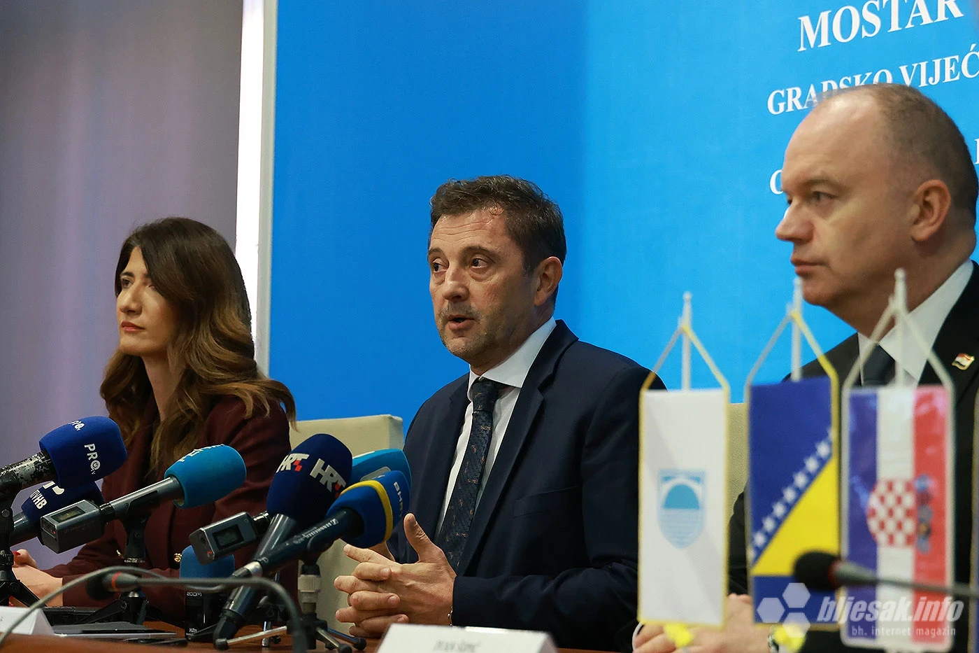 Ministarstvo demografije RH u Mostaru dodijelilo ugovore za demografske projekte