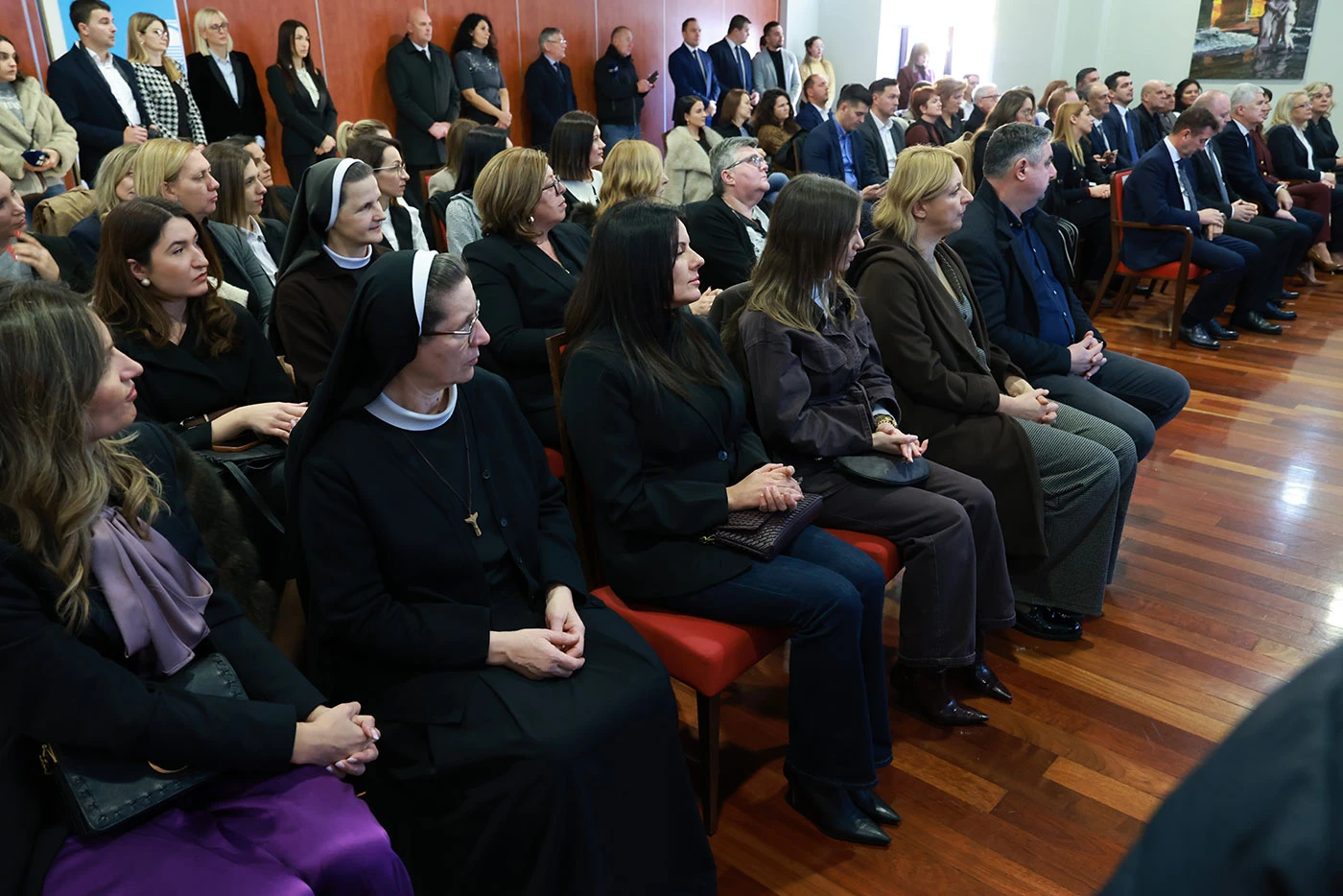 Ministarstvo demografije RH u Mostaru dodijelilo ugovore za demografske projekte