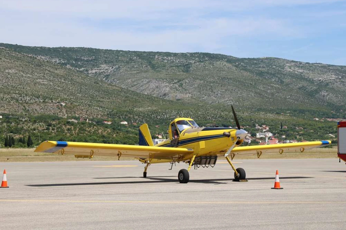 VIDEO | Air tractor iz Mostara gasit će požare u Središnjoj Bosni