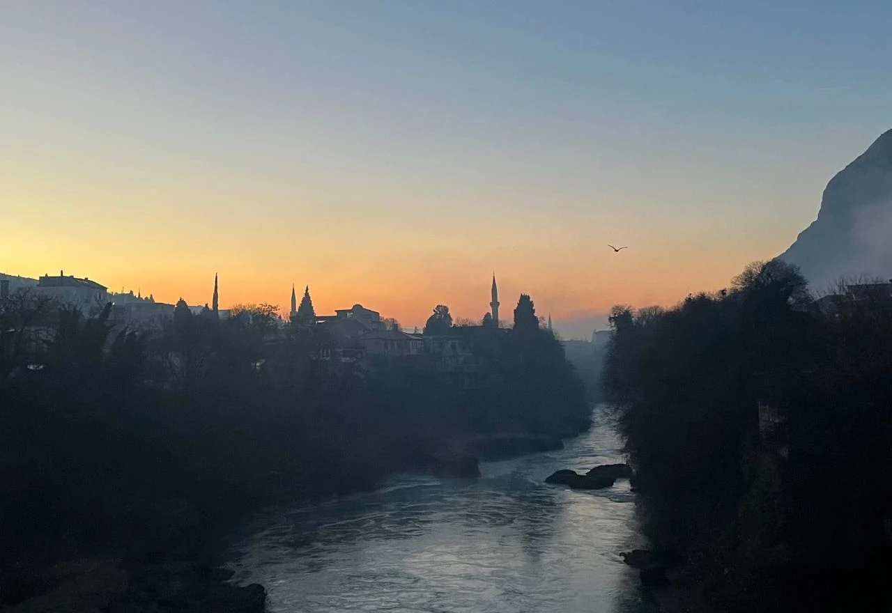 Mostar danas sunčan i hladan: Najava padalina u narednim danima