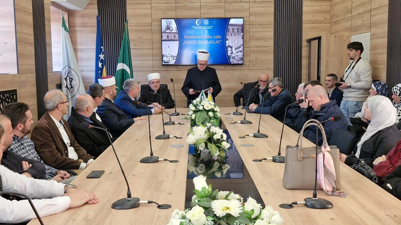 FOTO | U Karađoz-begovoj medresi u Mostaru otvorena konferencijska sala "Hadži Esad Kojić"