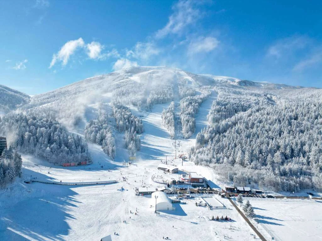 Bjelašnica prvi ski centar u BiH koji uvodi potpuno bezgotovinsko plaćanje