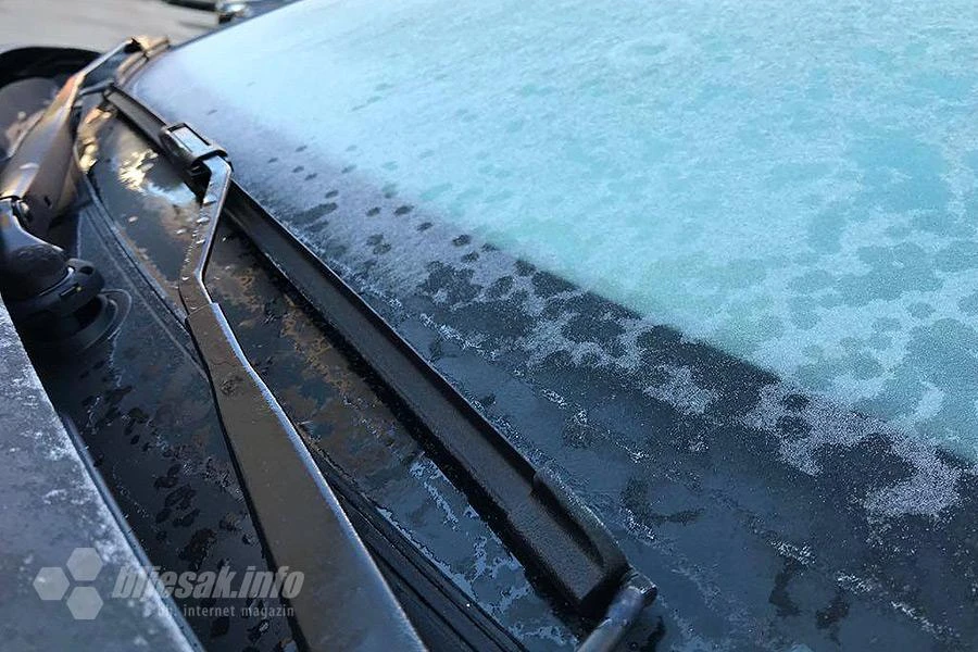 Kako brzo i sigurno zimi zagrijati automobil?