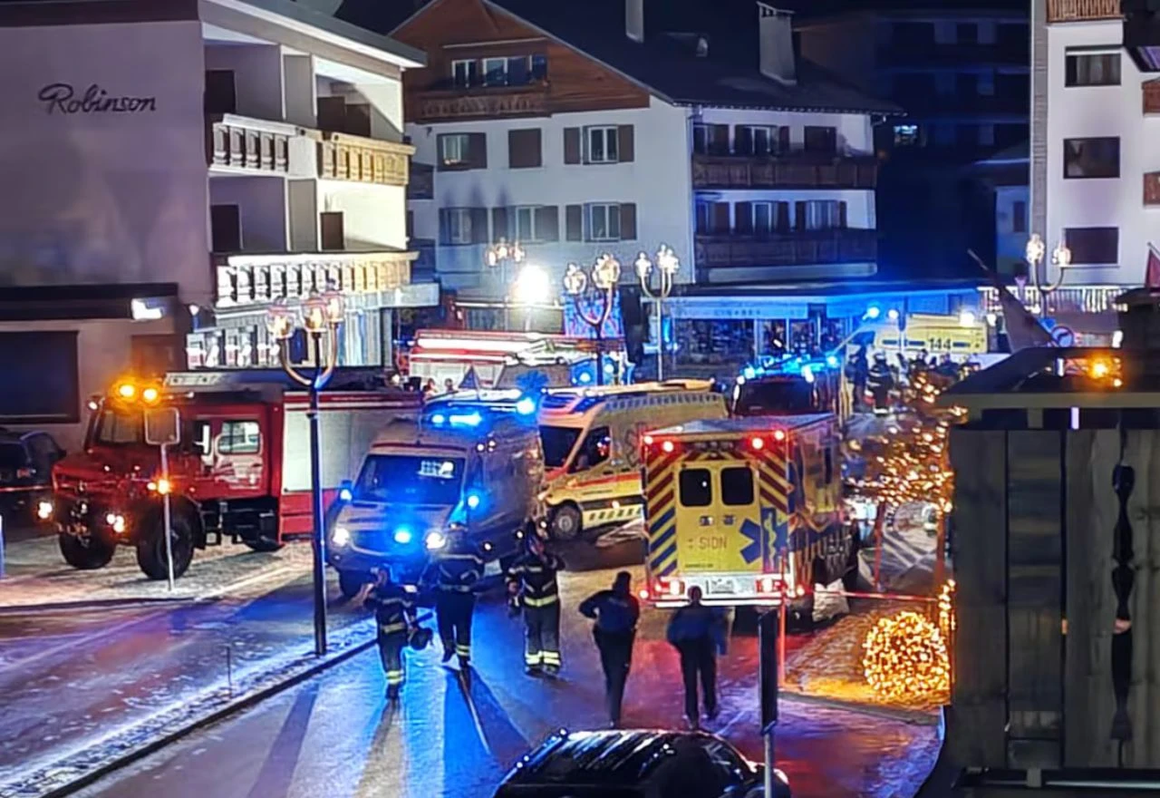 VIDEO | Desetine poginulih u eksploziji tijekom novogodišnje noći u švicarskom skijalištu