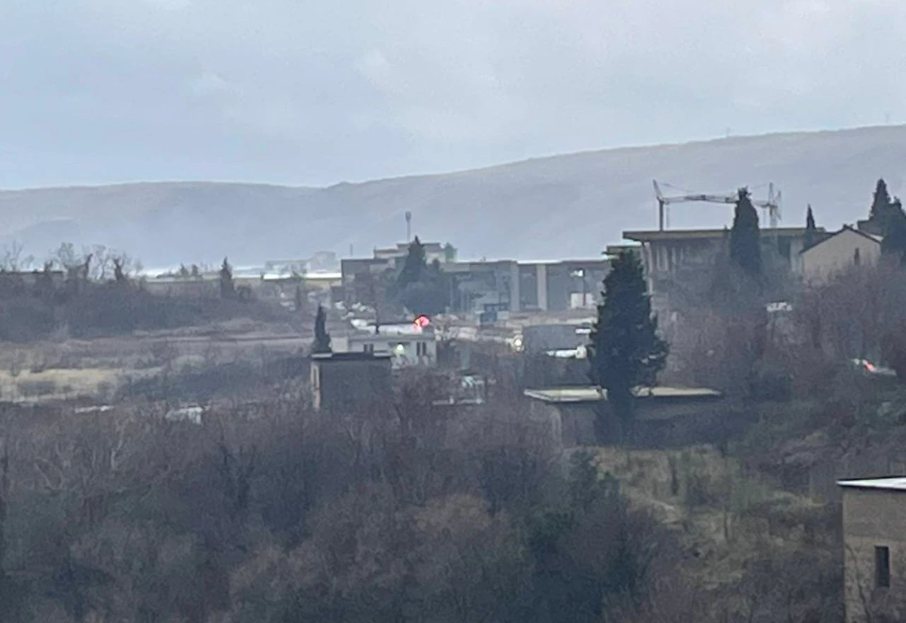 Gori skladište na Bišću Polju