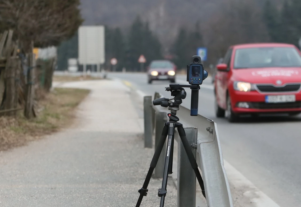 Raspored radarskih kontrola: Evo gdje policija mjeri brzinu