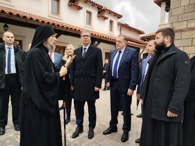 Vučić u selu Mrkonjići: Uvijek ćemo biti uz narod RS