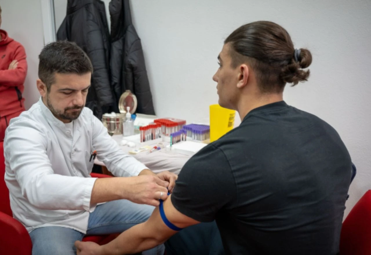 FOTO | Velež spreman za Medulin: Rođeni prošli liječničke preglede