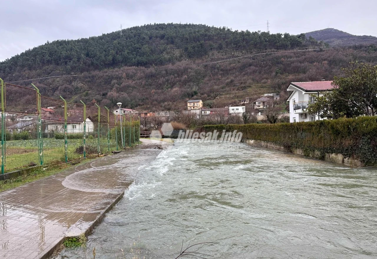 Izlijevanje rijeke Radobolje u Barama