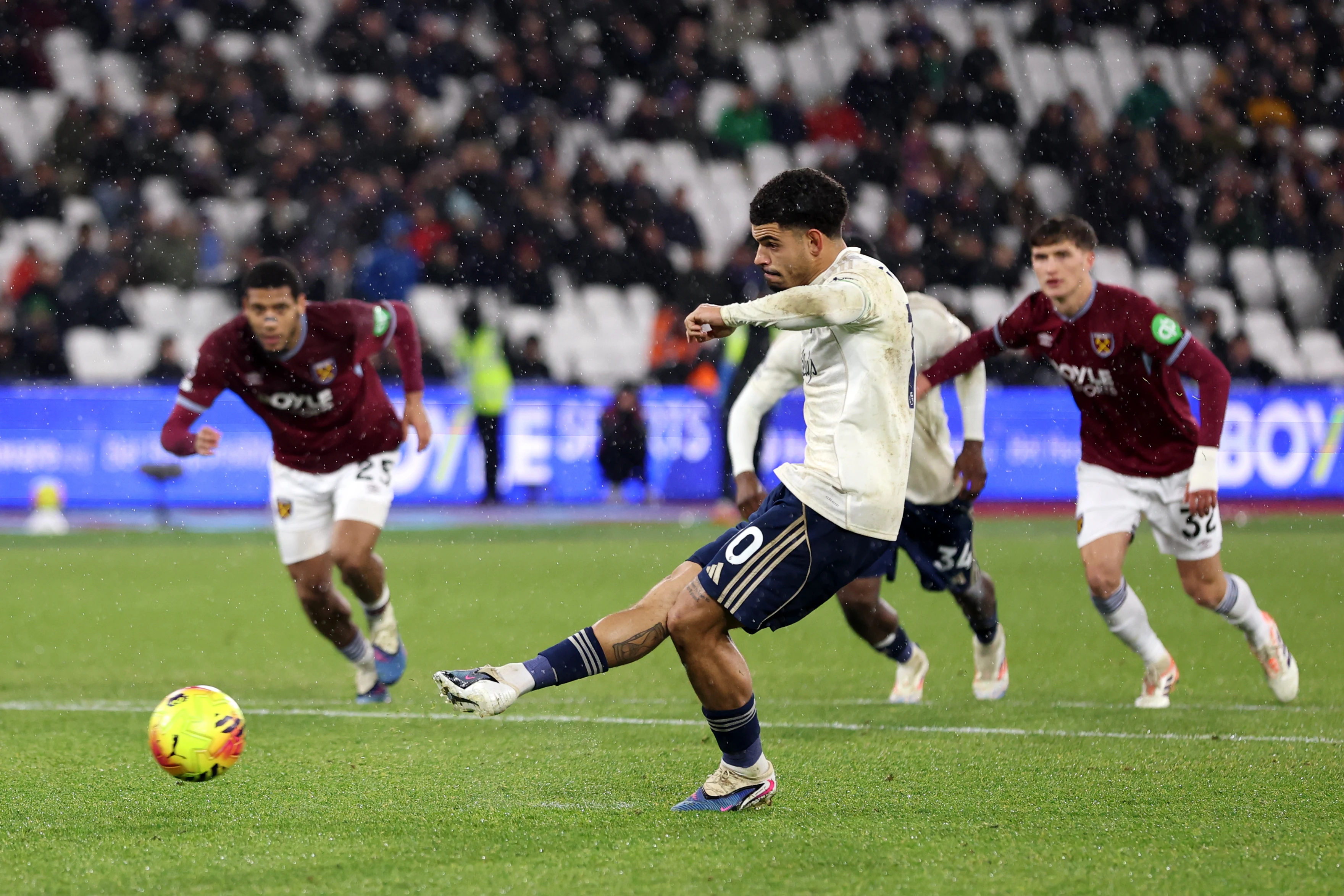 Forest gurnuo West Ham još dublje prema zoni ispadanja