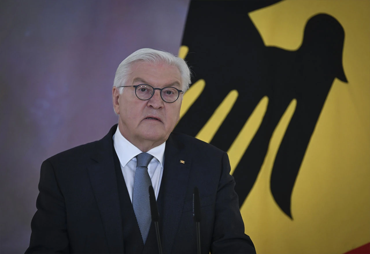 Njemački predsjednik oštro kritizirao Trumpovu vanjsku politiku; raspad vrijednosti SAD-a