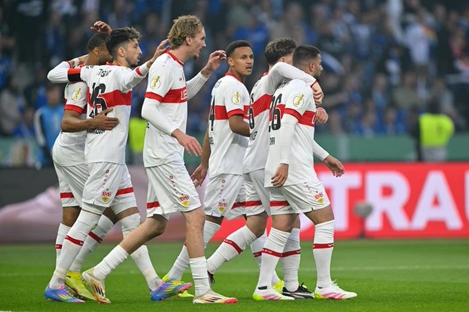 Stuttgart pregazio Apotekare u Leverkusenu