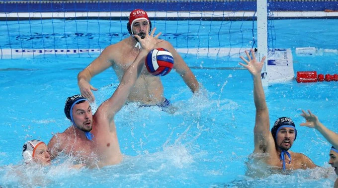 Nizozemci iznenadili Srbiju, nemilosrdna Mađarska potopila Francuze