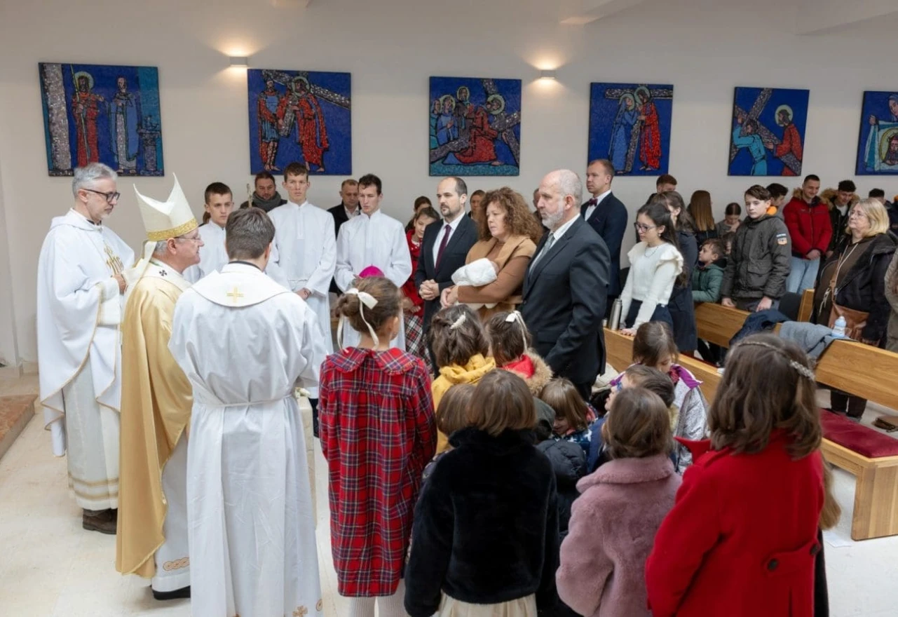 Kršteno 15. dijete u obitelji Stipanović