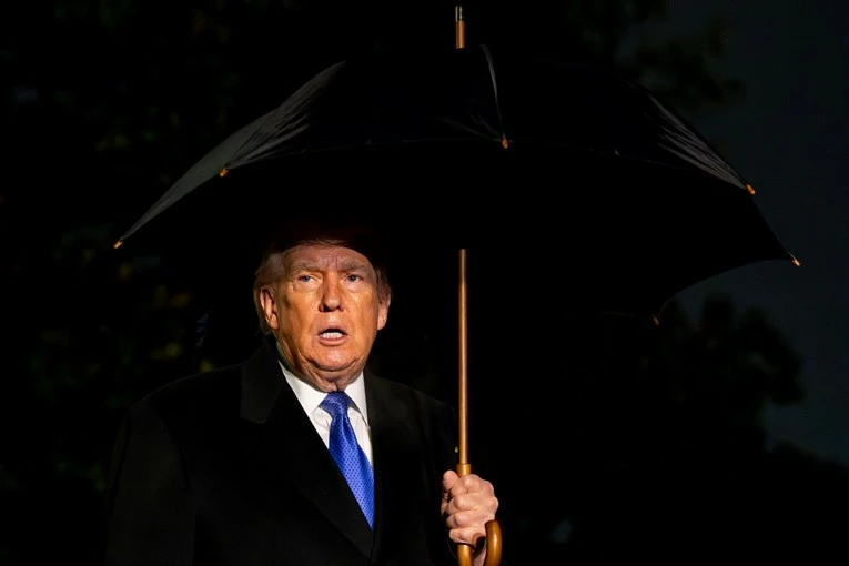Trump objavio da razgovara s Kubom, kubanski predsjednik demantira