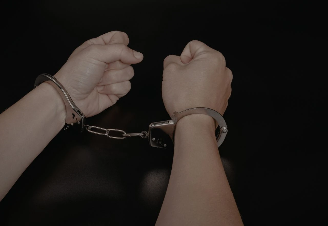 Muškarac iz BiH uhićen zbog seksualnog zlostavljanja maloljetnice koju je "kupio za suprugu"