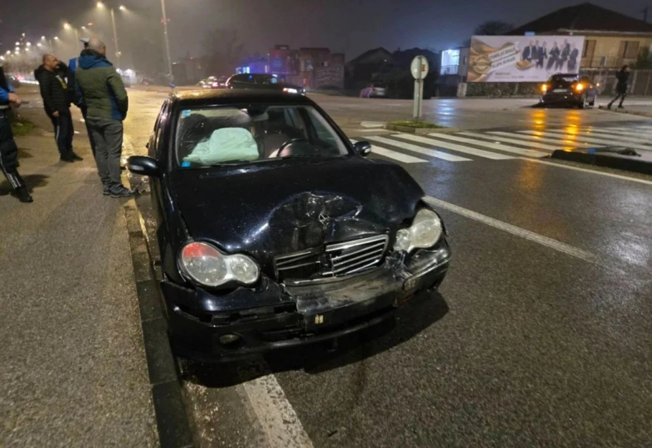 Sudar Mercedesa i Volkswagena na Novom mostu
