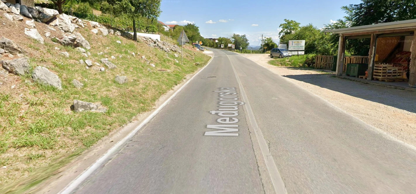 Šest osoba ozlijeđeno u prometnoj nesreći u Ljubuškom, najmanje jedna iz Mostara
