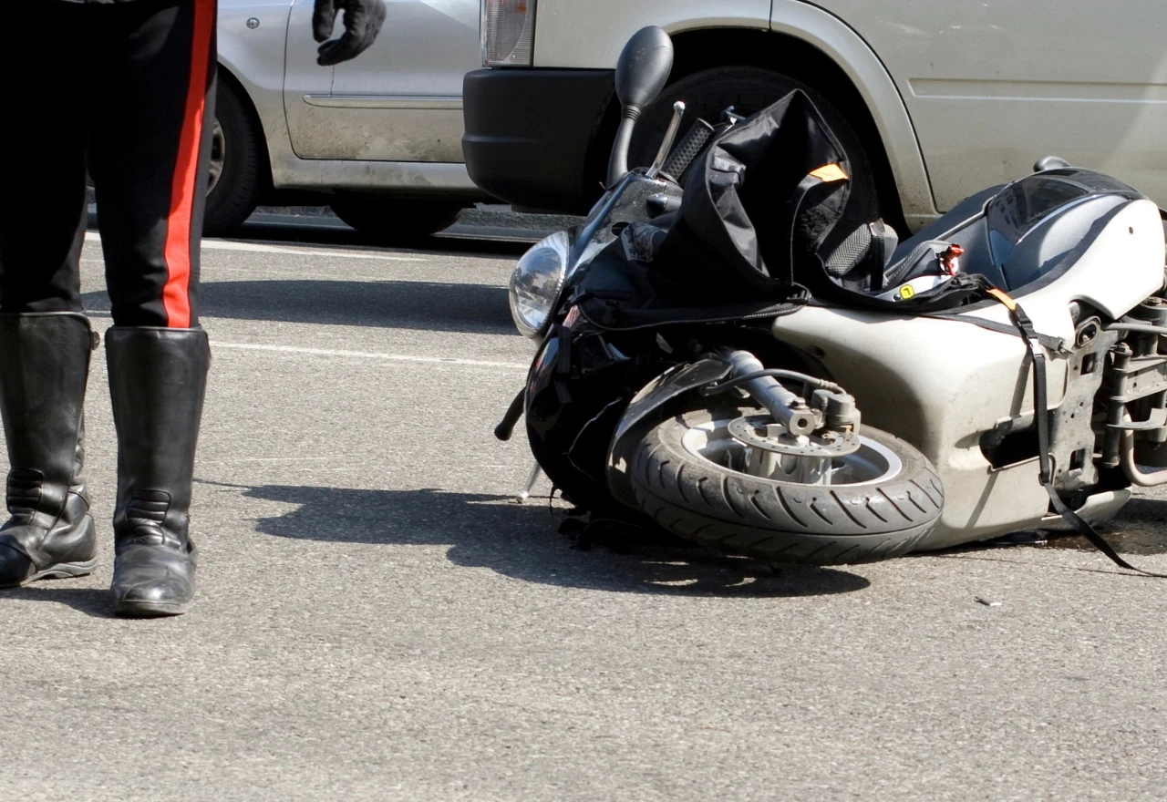 Jedna osoba ozlijeđena u sudaru motocikla i automobila kod Ljubuškog