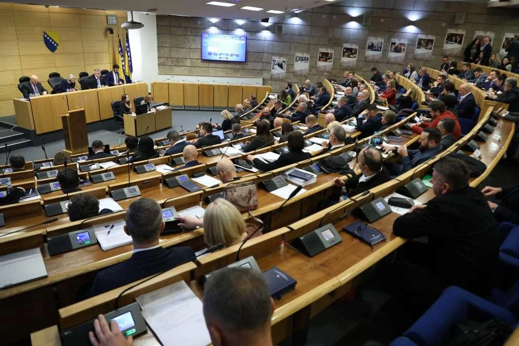 Prijeti li Federaciji ''grčki scenarij''?