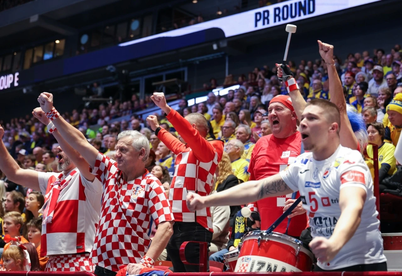 "Ponosna moja je zemlja Hercegovina" orilo se u areni u Malmöu