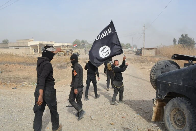 Amerikanci premještaju zatočene ISIL-ovce iz Sirije u Irak