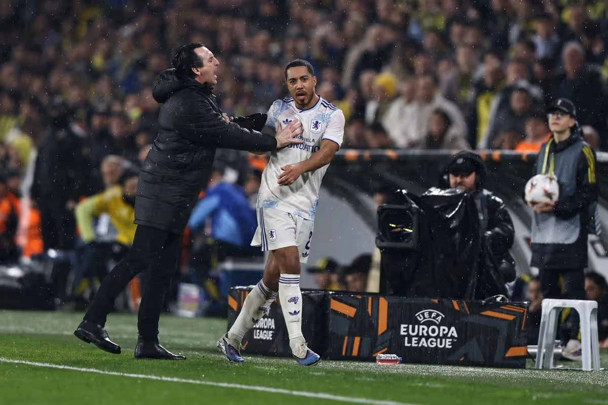 Aston Villa i Lyon sigurni u osmini finala, Emery nasrnuo na svog igrača