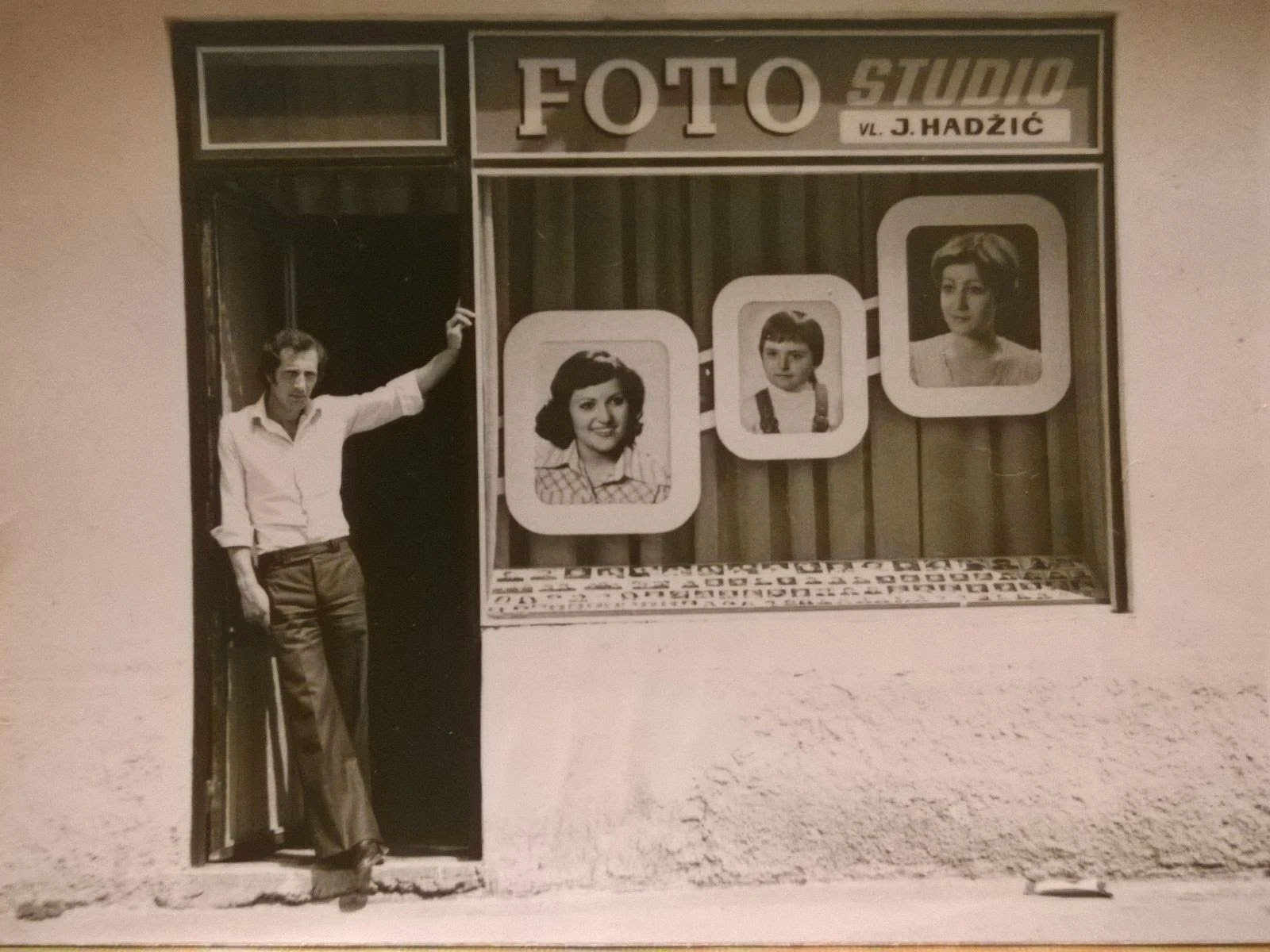 FOTO | Obiteljski foto studio već 50 godina čuva uspomene Mostara, a tradiciju nastavlja i treća generacija