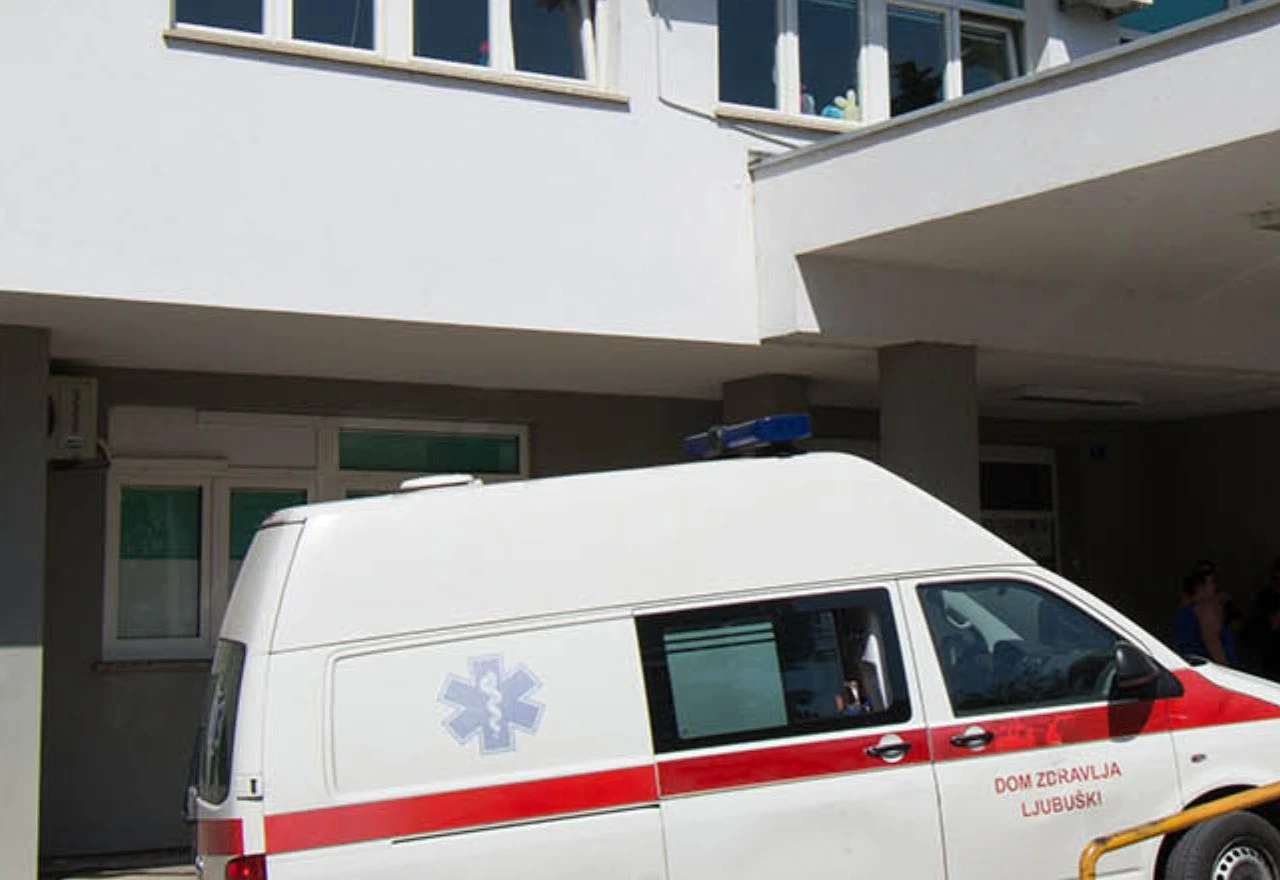 Ozlijeđena 25-godišnjakinja u prometnoj nesreći kod Ljubuškog