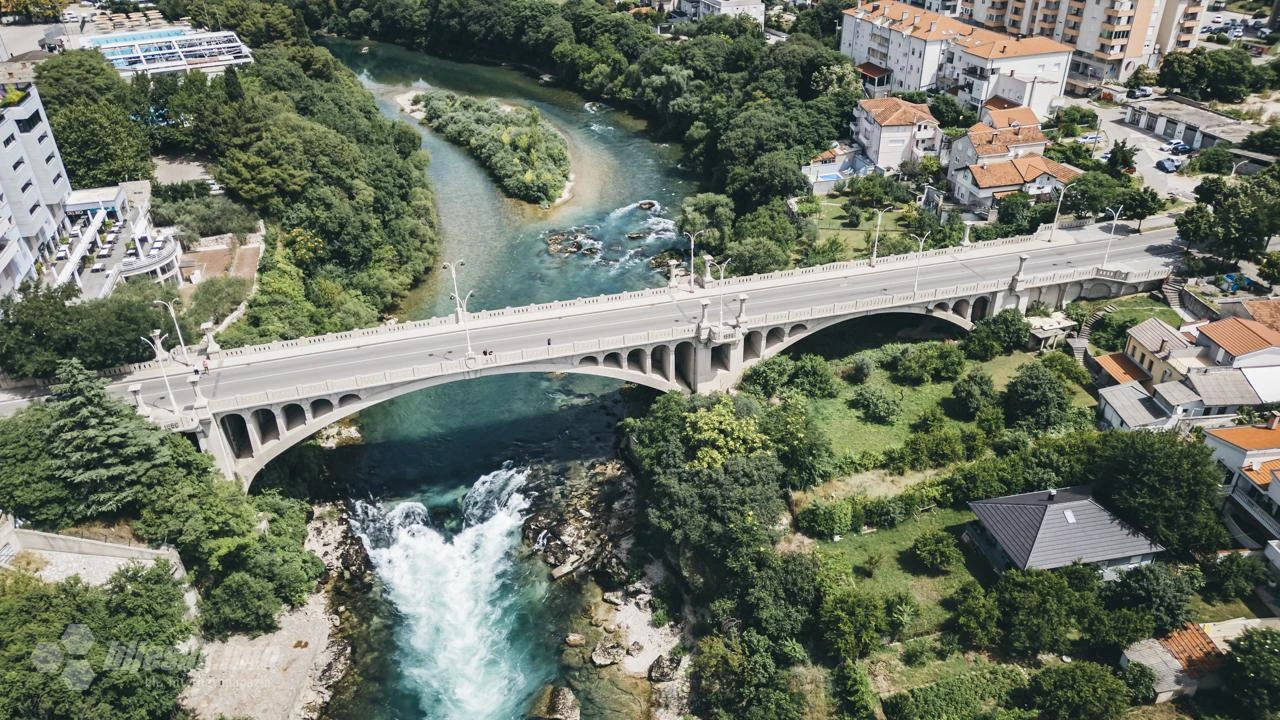 Na današnji dan počela je obnova Carinskog mosta u Mostaru