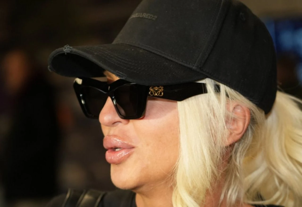 Povratak iz Dubaija: Jelena Karleuša komentirala reakcije kolega na njezinu obiteljsku dramu
