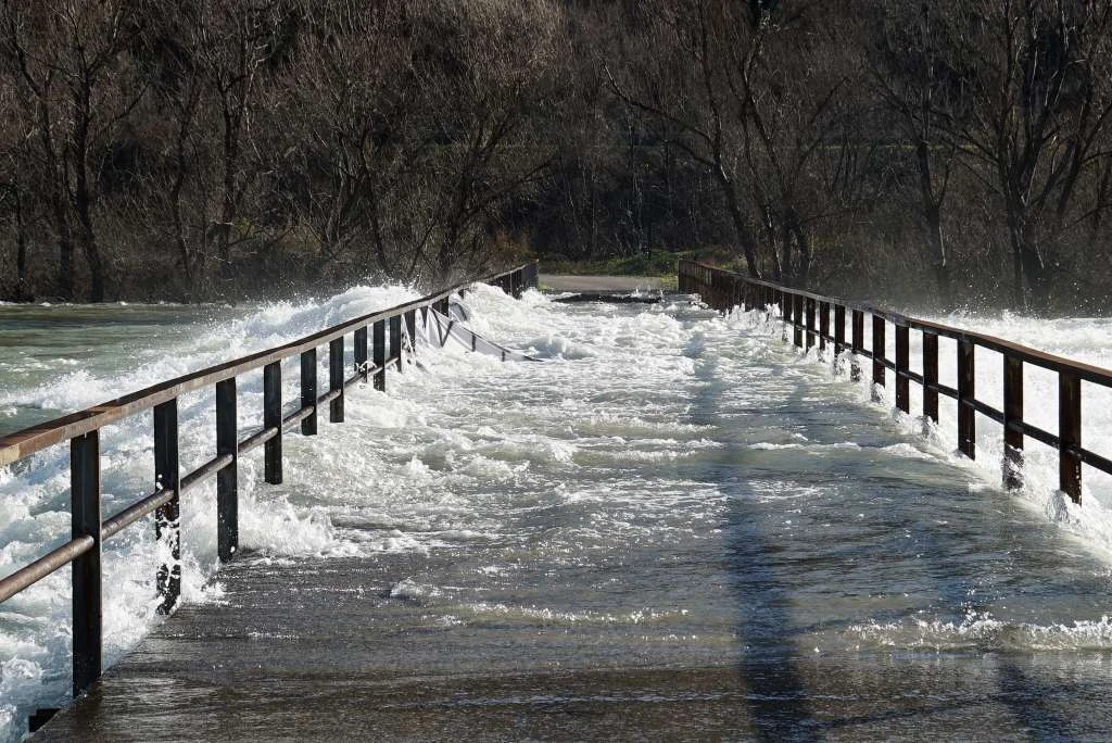 Poplave u Fojnici i Kiseljaku - Klizište završilo u koritu