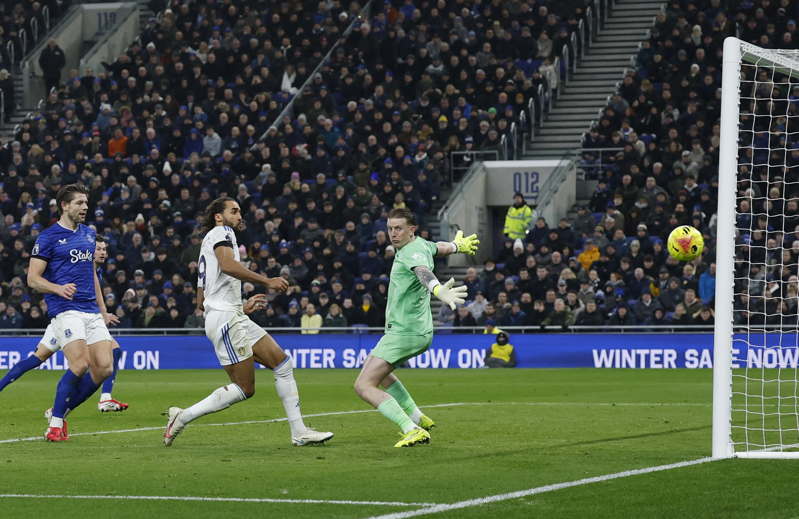 Leeds United uzeo važan bod kod Everona