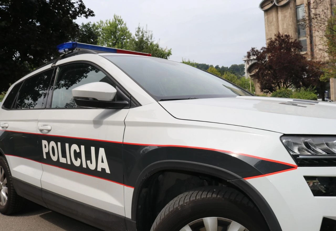 Jedna osoba poginula, a četiri osobe ozlijeđene u Živinicama