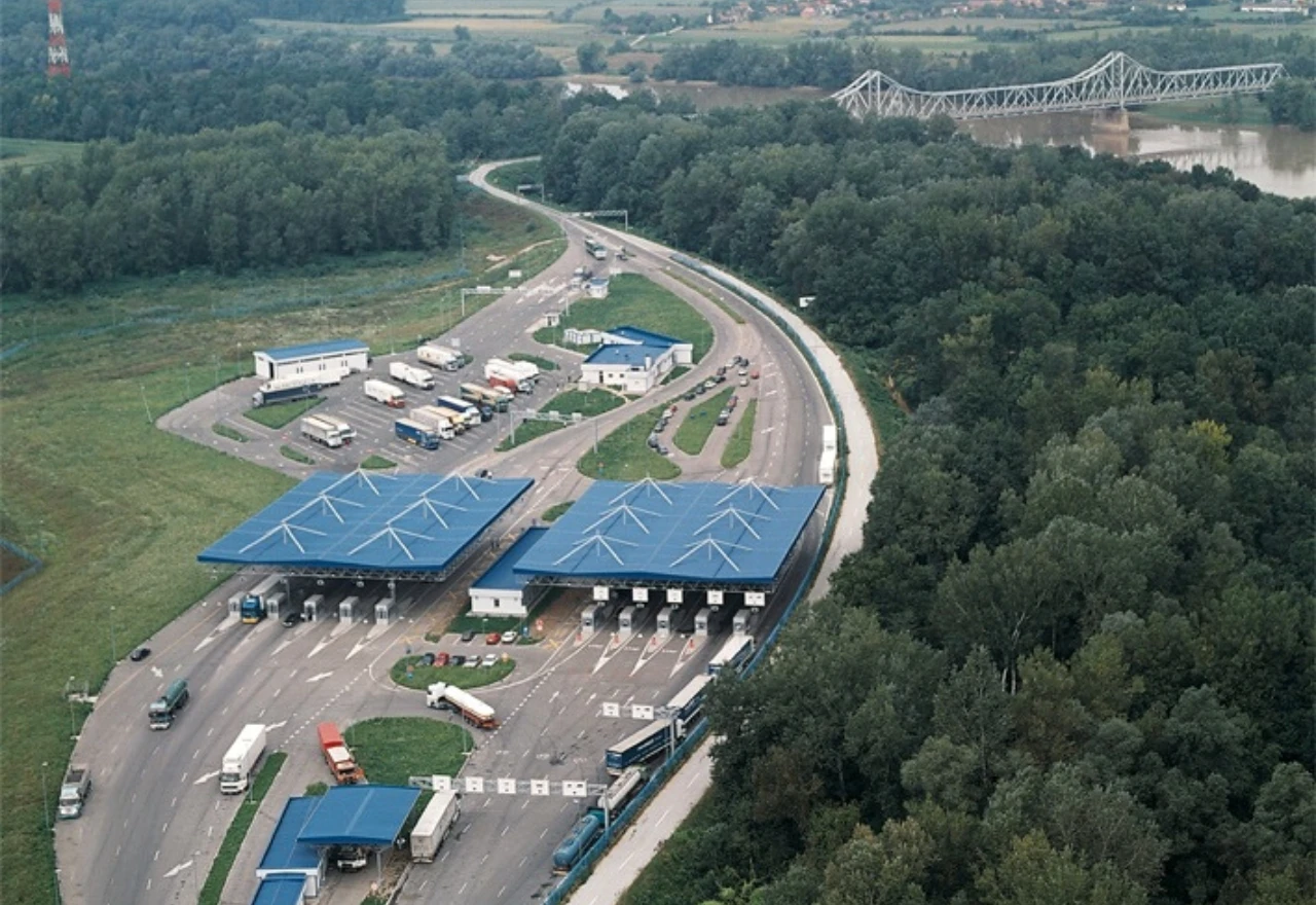 Poslodavci upozoravaju: Blokade granica guraju gospodarstvo FBiH prema višemilijunskim gubicima